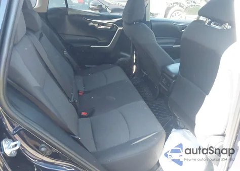 2021 Toyota Rav4 Xle z USA, uszkodzony, nr VIN 2T3P1RFV1MW209641